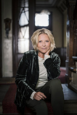 Die Autorin Elisabeth Herrmann am 17.09.2018 in Berlin Foto: Elisabeth Herrmann © Dominik Butzmann